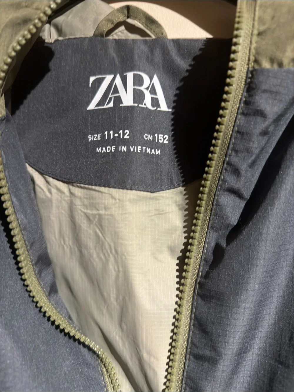 Zara lightweight hooded